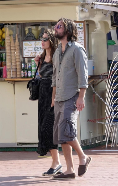 Charlotte-Casiraghi-and-Dimitri-Rassam-have-a-romantic-getaway-out-and-about-in-Positano-13.jpg