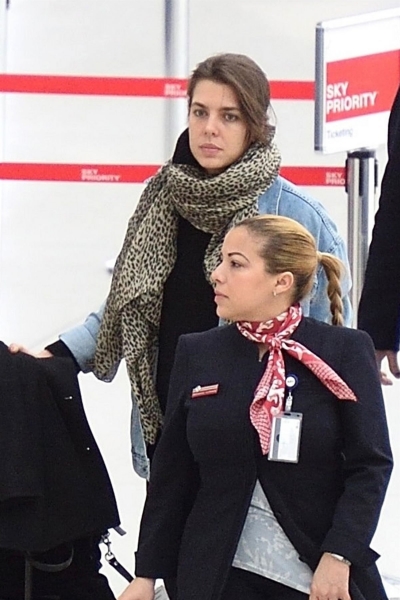charlotte-casiraghi-seen-at-the-jfk-airport-in-new-york-city-6.jpg